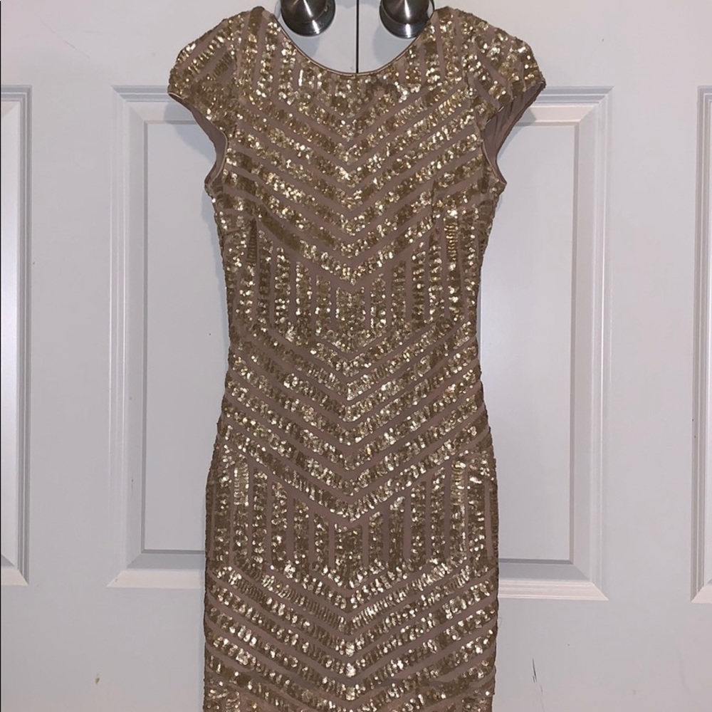 MAKE OFFERS! 💜NORDSTROM formal gold sequin dress - Picture 2 of 5